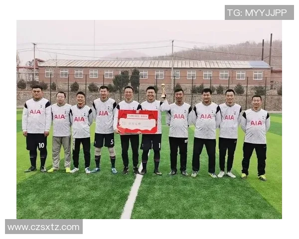 东升足球队奋勇拼搏展现团队精神力争在新赛季中取得辉煌佳绩